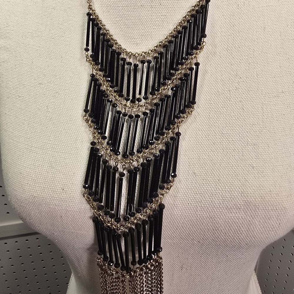 Elegant Black and Gold Bibb